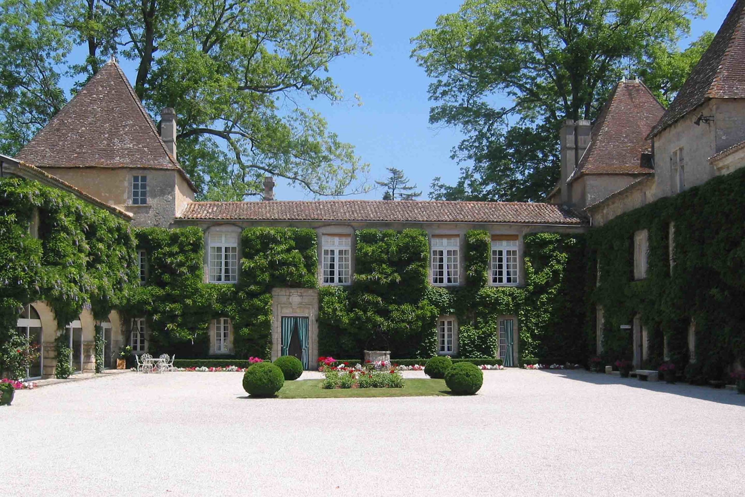 Chateau Carbonnieux